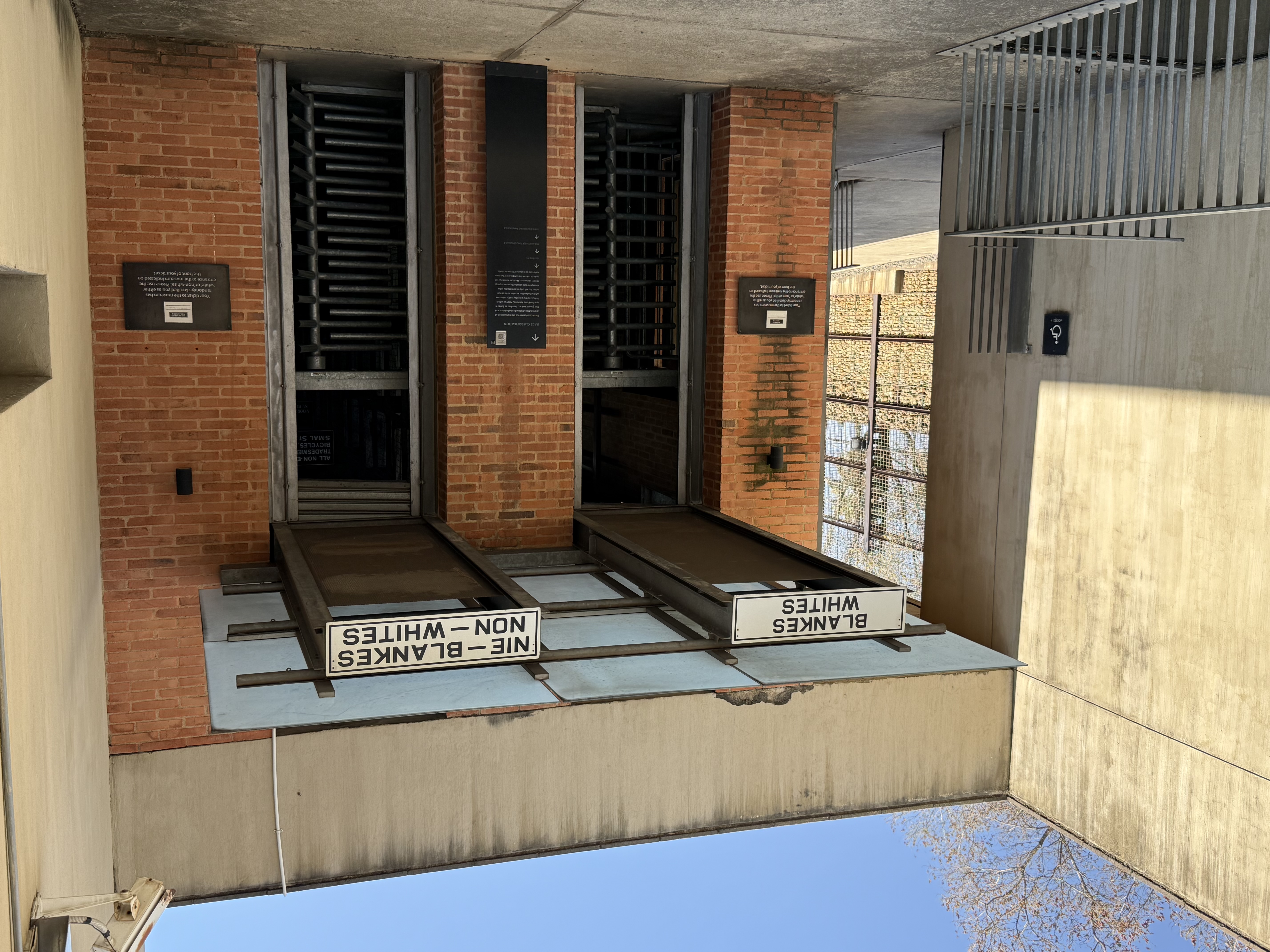 apartheid_museet_smilrejser