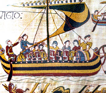 Det historiske Bayeux Tapetet med normanniske skibe fra 1066 erobringen af England