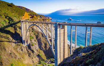 Bixby Creek broen på Big Sur kysten i Californien med storslået udsigt over Stillehavet