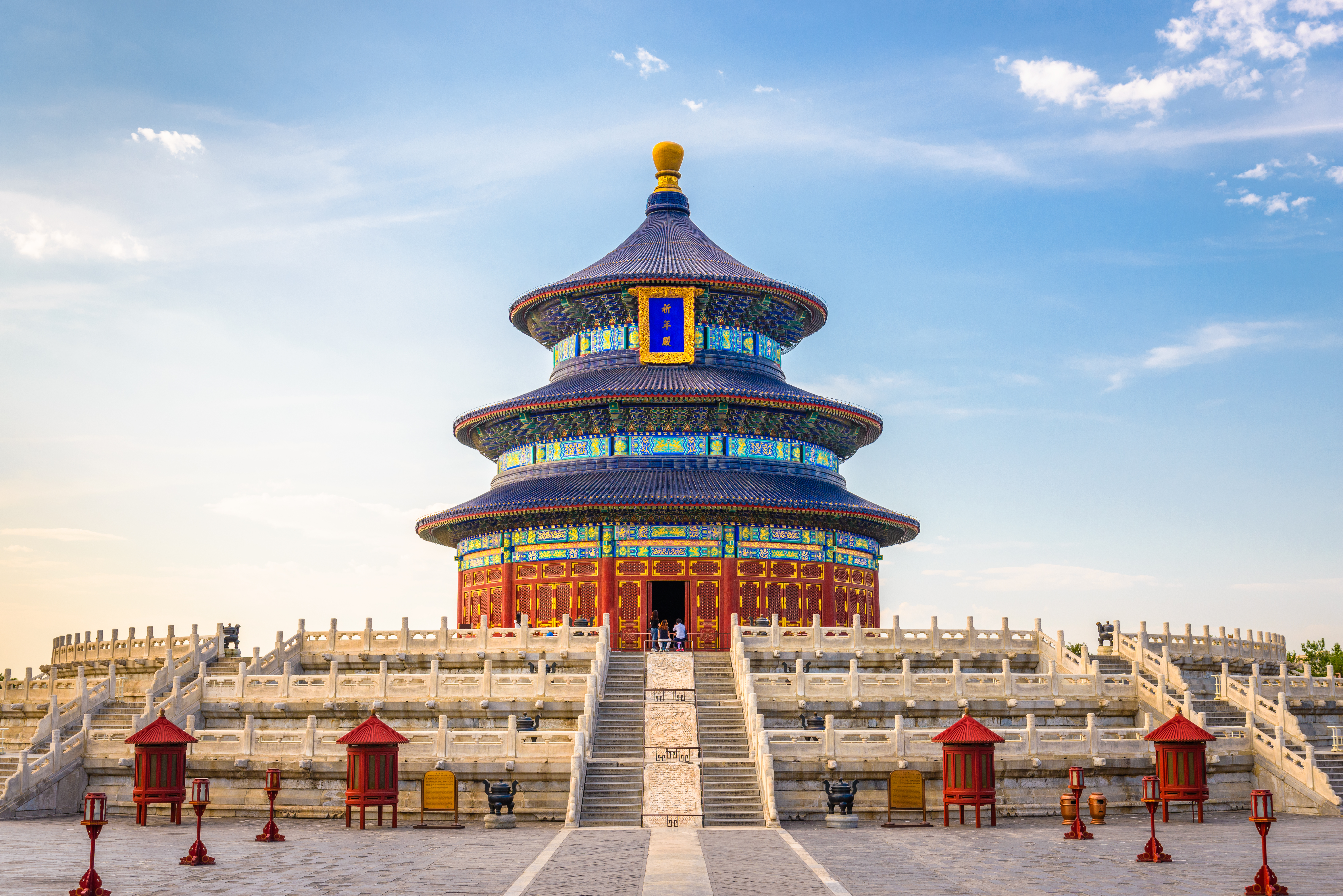 Himmelens Tempel i Beijing Kina - Hall of Prayer for Good Harvests med blå glaserede tagfliser