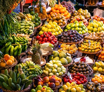 mercado-lavradores-eksotiske-frugter-funchal-madeira