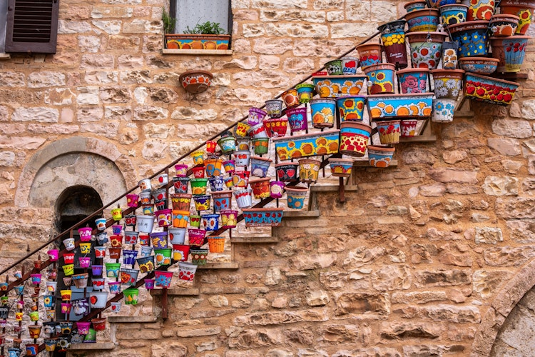 umbrien-spello-buegang-middelalderby-panorama