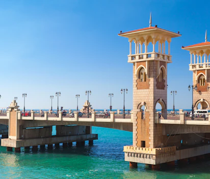 Stanley Bro med tvillingetaarne over Middelhavet i Alexandria Egypten