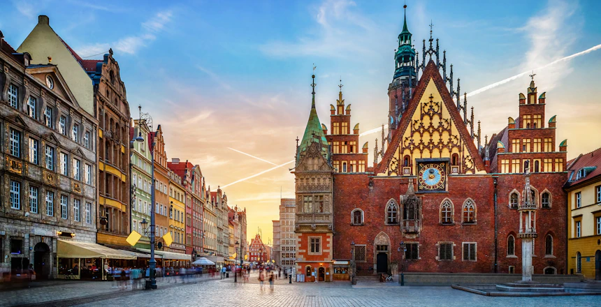 wroclaw-torv-solnedgang-historisk-centrum-polen